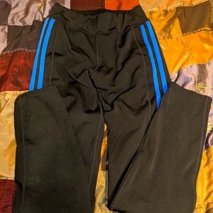 Black leggings with blue lines